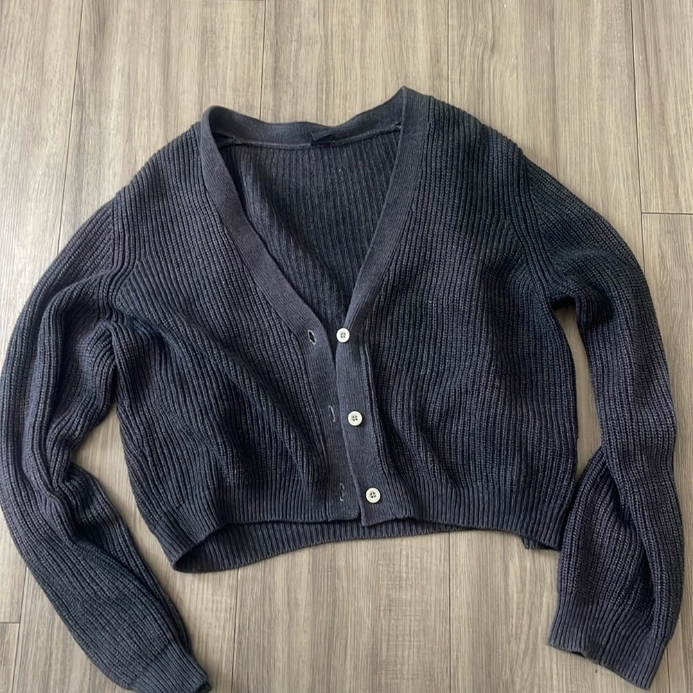 Grey cardigan